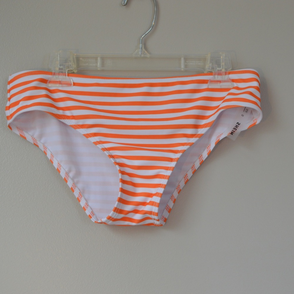 bikini - Picture 4 of 5